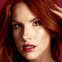 Johanna Stavrakaki Nøgen