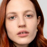 Julia Banas Nøgen