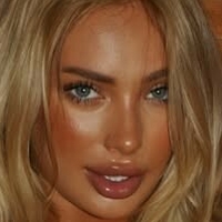 Julia Nowakowska Nøgen