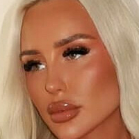 Julia Pawlowska Nøgen