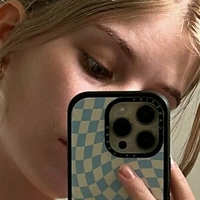 kailaisnotfamous Nøgen