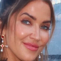 kaitlynbristowe Nøgen