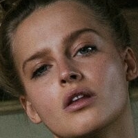 Karolina Pisarek Nøgen