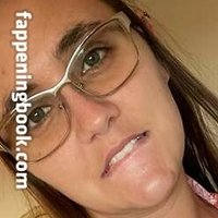 Kassy Belle Nøgen