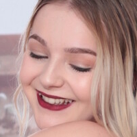 Kat Soles Nøgen