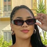 Katelyn Folasade Nøgen