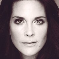 Kendra Torgan Nøgen