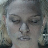 Kerli Kylloneno Nøgen