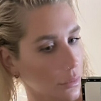 KeshaRose Nøgen