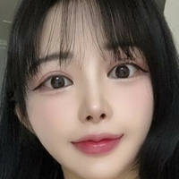 Kim Yun Jeong Nøgen