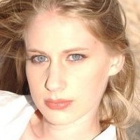 Kira Turnage Nøgen