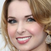 Kirsten Prout Nøgen