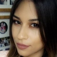 Kristen Corona Nøgen