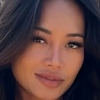 Krystal Lo Nøgen