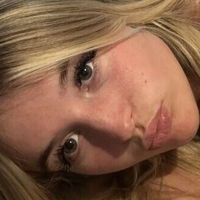 Lara Dolan Nøgen
