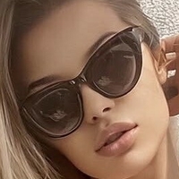 Laura Kalynych Nøgen