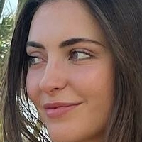 Laura Winges Nøgen