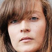 Leoni Schulz Nøgen