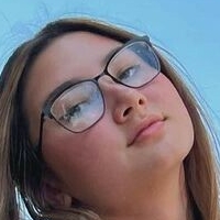 Leoniemontybtw Nøgen
