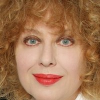 Lia Tanzi Nøgen
