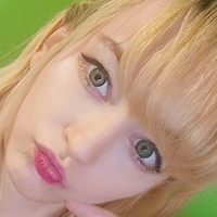Lilith Lovett Nøgen