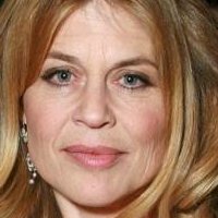 Linda Hamilton Nøgen
