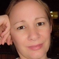Liz Douglas Nøgen