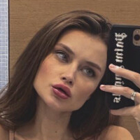 Lola Dikova Nøgen