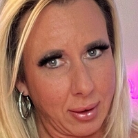 ltbellalexisprecinct Nøgen