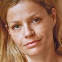 Lucija Serbedzija Nøgen