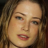 Lucy Gordon Nøgen