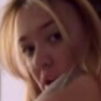 Lyssa Kegles Nøgen