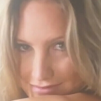 Madi Mitchell Nøgen