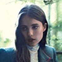 Margaret Qualley Nøgen