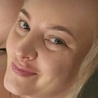 mari_gigantti Nøgen