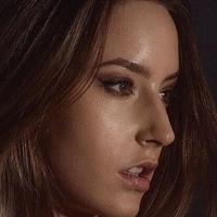 Mariella Mischke Nøgen