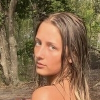 Matilda Breden Nøgen