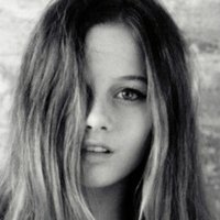 Matilda Price Nøgen