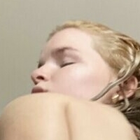 melody.stevenss Nøgen