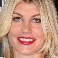 Meredith Ostrom Nøgen