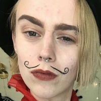 migistardust Nøgen