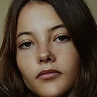 Mireia Oriol Nøgen