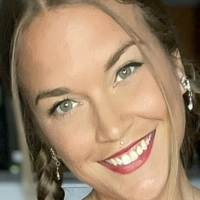 Mollie Rose Nøgen