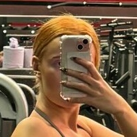 Mollie Street Nøgen