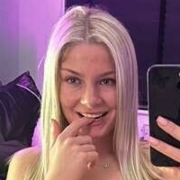 Mollymercedes Nøgen