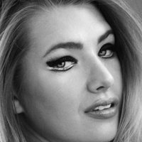 Monica Foley Nøgen