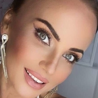 Monika Laskowska Nøgen