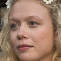 Naomi Battrick Nøgen