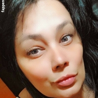 naomiloana Nøgen