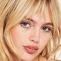 Nastassia Lindes Nøgen